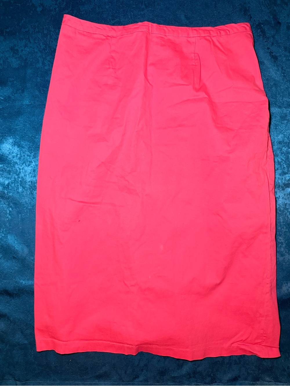 Newport News Women’s Pencil Skirt in Bright Pink